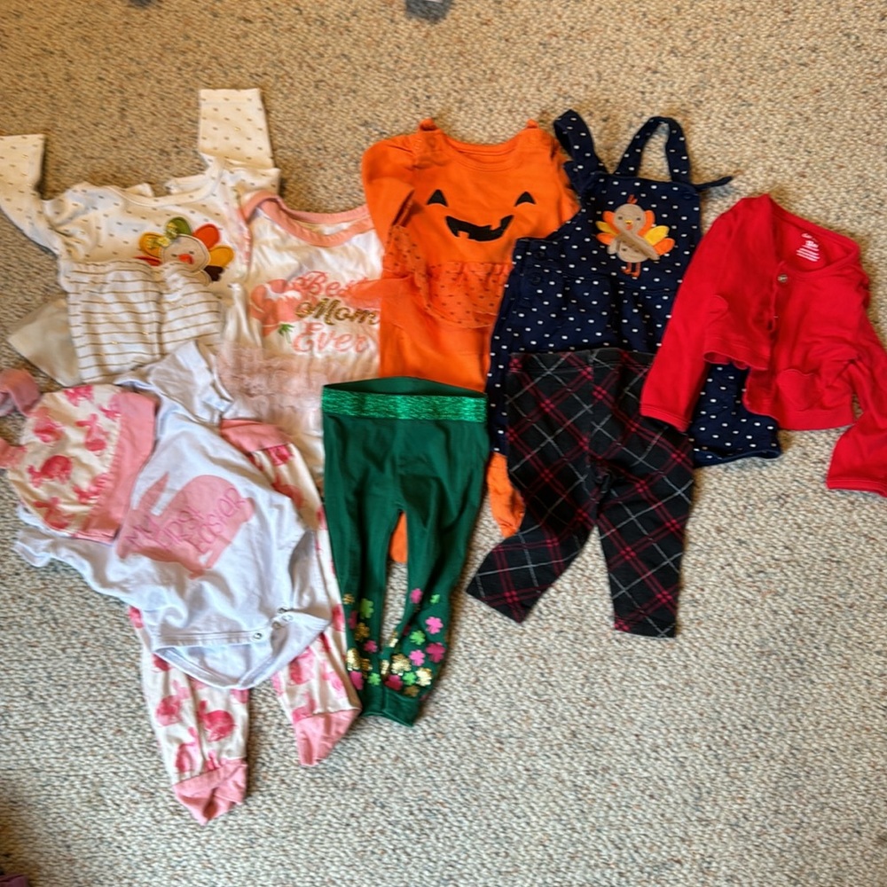 Holiday bundle of 8 outfits